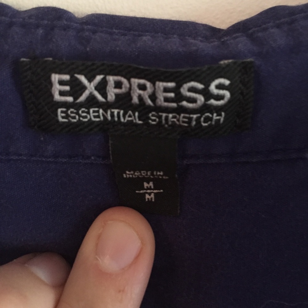 Express Button up Blouse - Picture 2 of 3